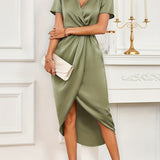 Floryn™ | Robe Enveloppante Élégante en Soie